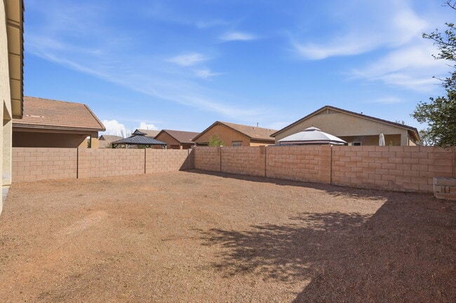 Building Photo - 6737 S Cut Bow Dr