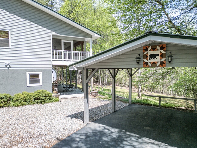 Building Photo - 292 Holly Cove Cir