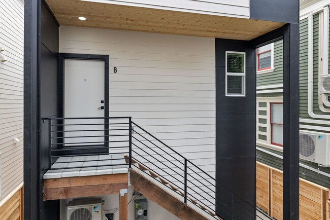 Building Photo - New Construction DownTown Tacoma - Great CityScape Views! One month free rent credit with 12 mont...