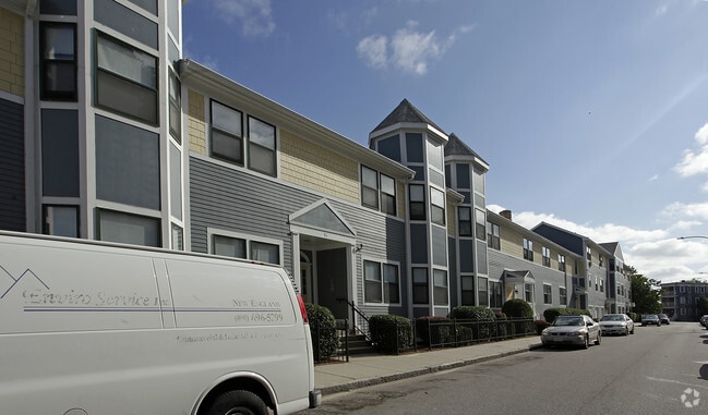 Building Photo - Lithgow Apartments