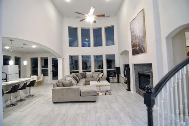 Building Photo - 30107 Alder Run Ln