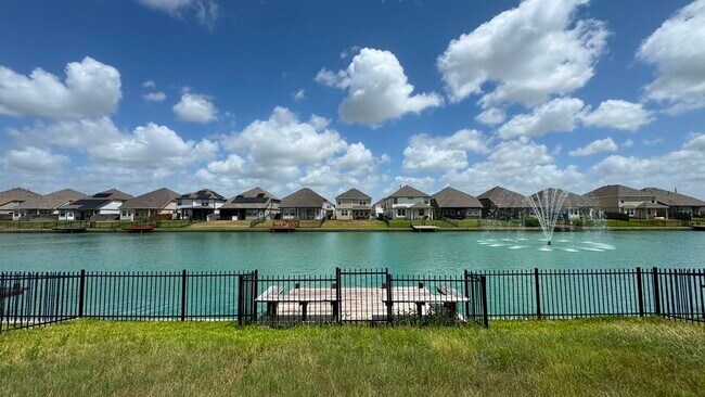 Building Photo - 24634 Bastiani Canvas Ln