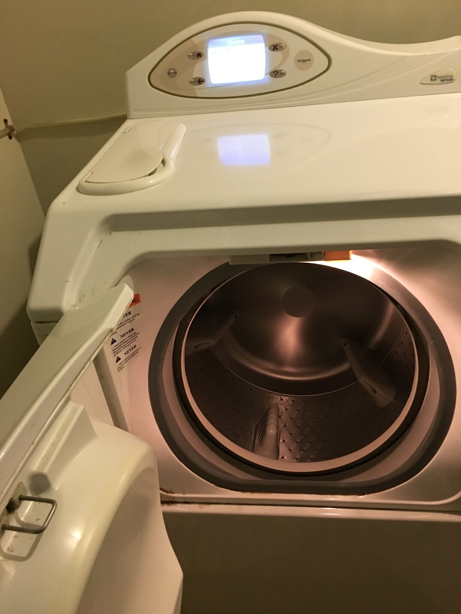 Maytag Washer - 9541 James St