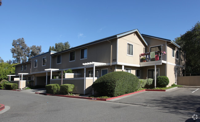 Building Photo - Redwood Landing