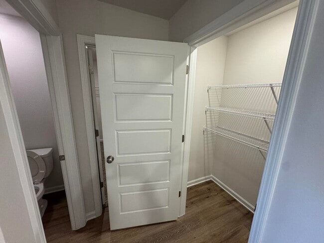 Building Photo - 164 Pruitt Dr