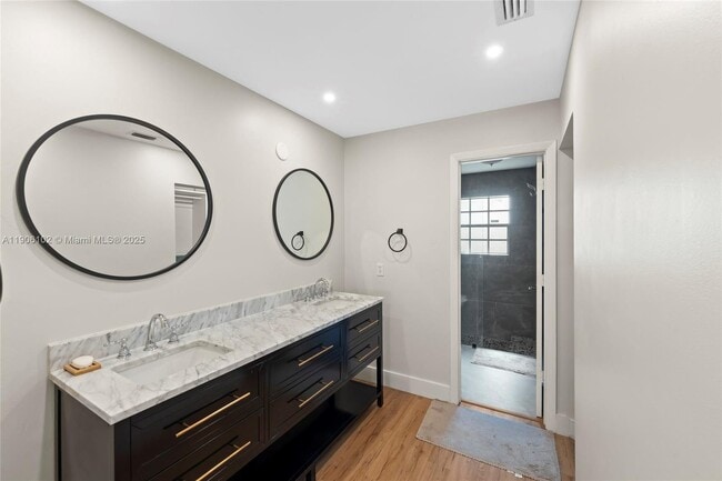 Building Photo - 15026 SW 141st Ct