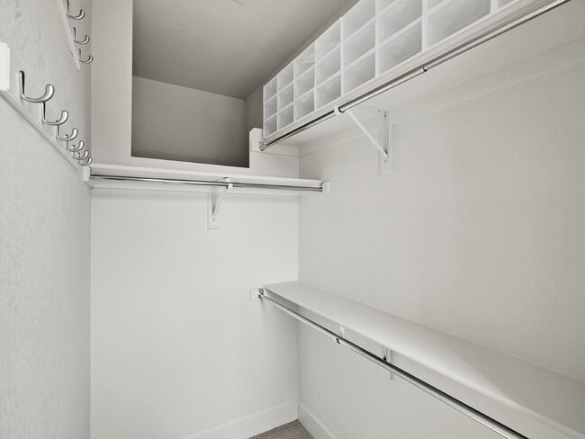 Building Photo - $2,350 - 2 Bed, 2.5 Bath Townhome in Broom...