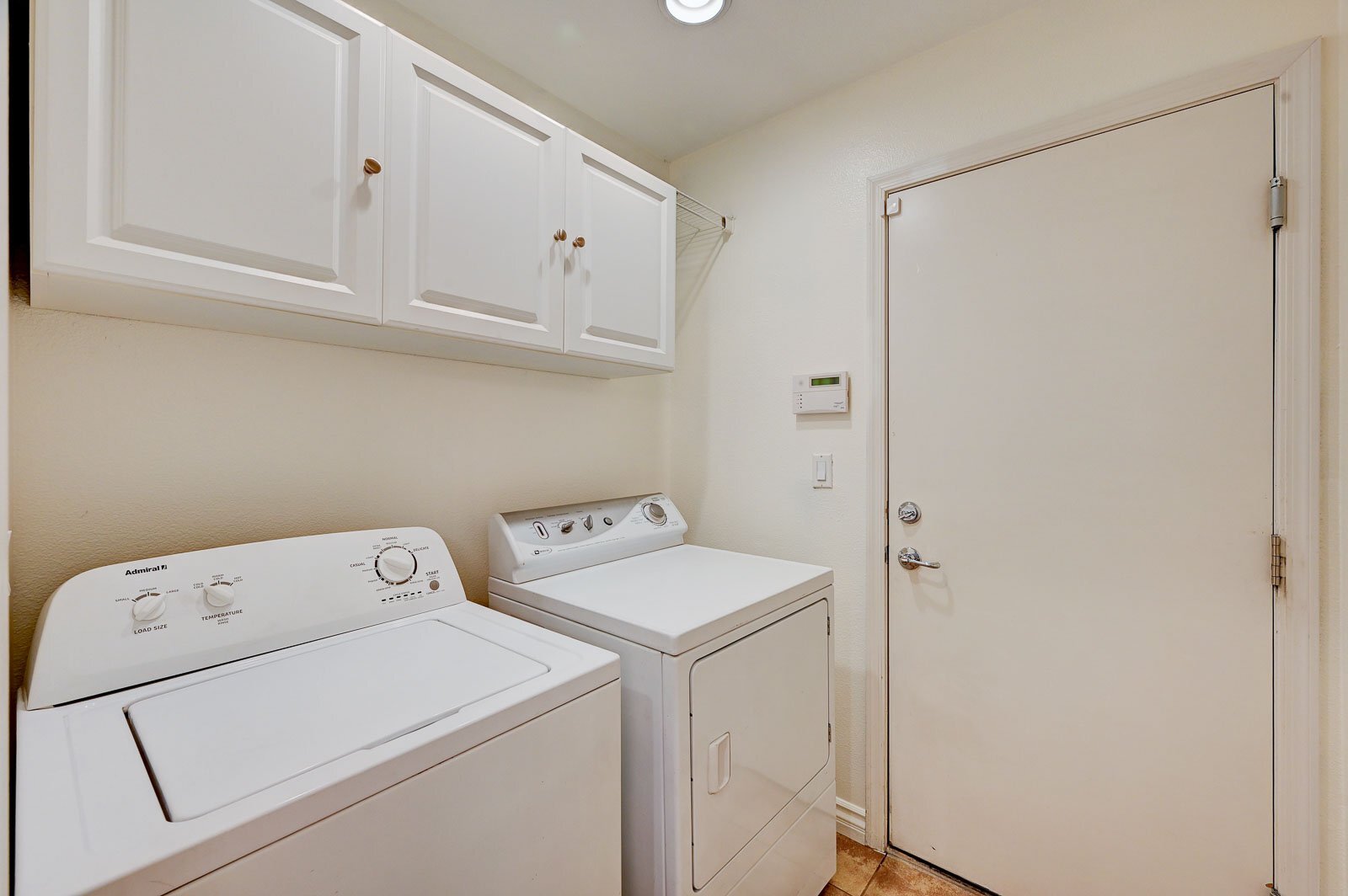 Building Photo - 9042 Edenbridge Ct