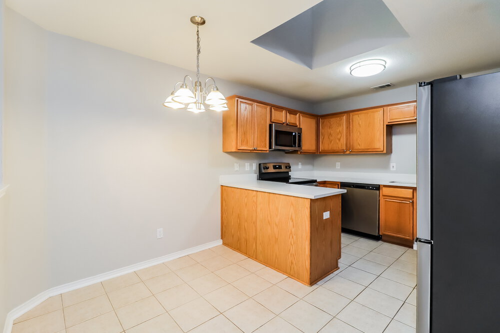 Building Photo - 1201 Gray Dawn Dr
