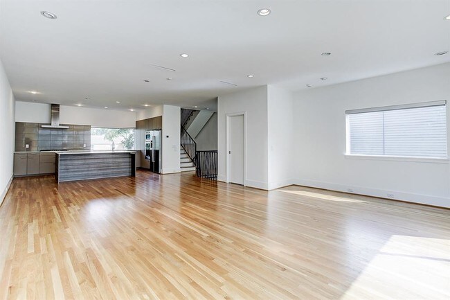 Building Photo - 1816 Arbor St