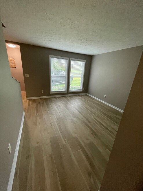 Building Photo - 3173 Dove Ct SW