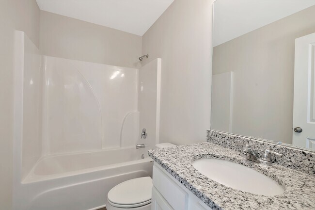 Building Photo - 1519 Hollins Dr