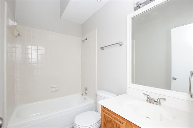 Building Photo - 2080 Palomino Trail