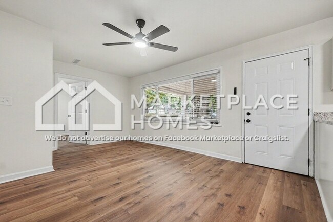 Building Photo - 6538 Voyles Dr