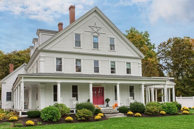 Primary Photo - 17 Park St