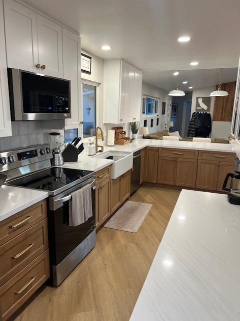 Building Photo - 9415 Mesa Terrace