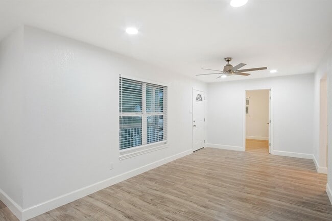 Building Photo - 4808 Terry St