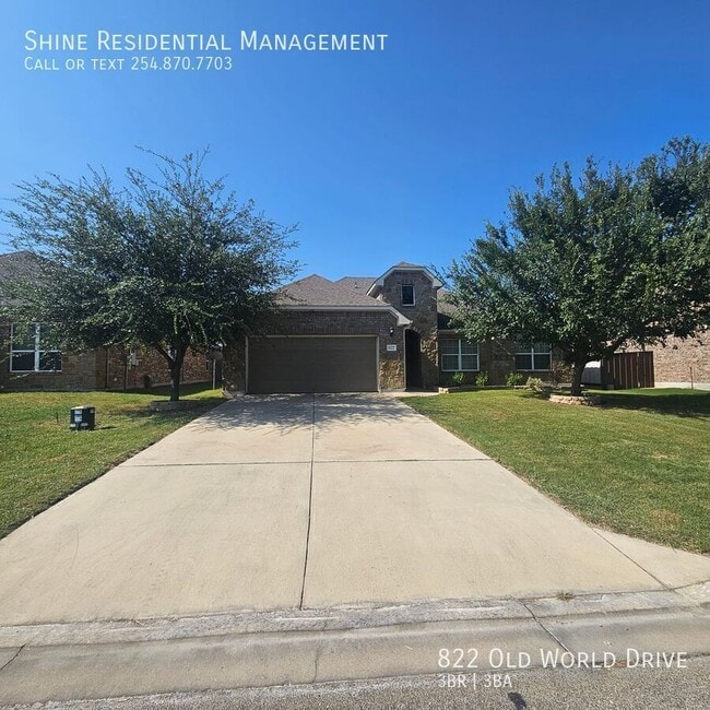 Primary Photo - 822 Old World Dr