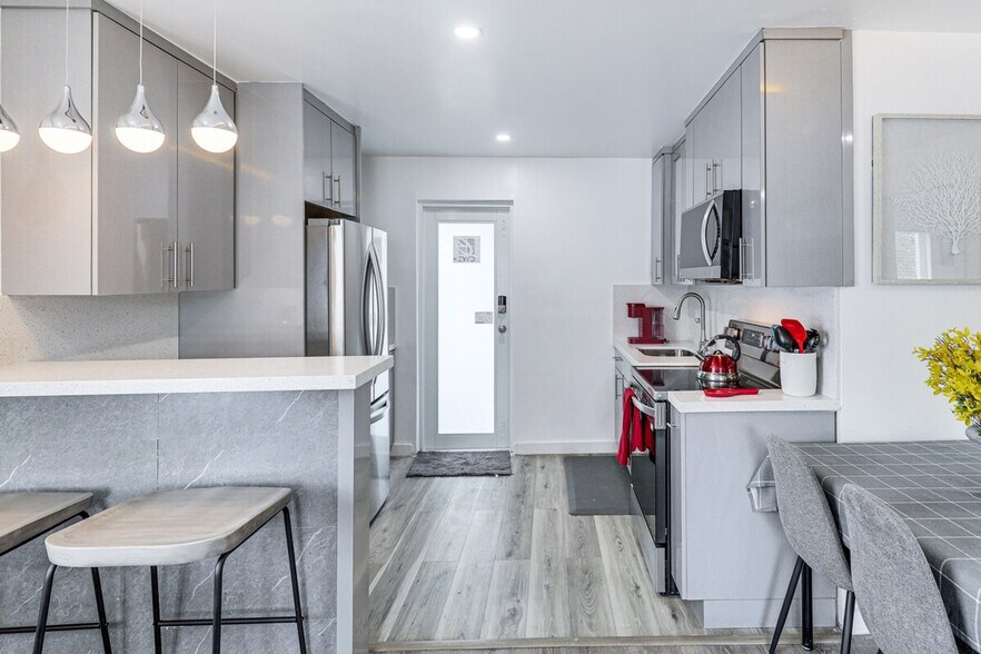 Building Photo - 12415 NW 20th Ct