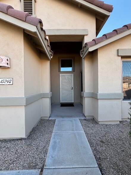 Building Photo - 15742 N 102nd St