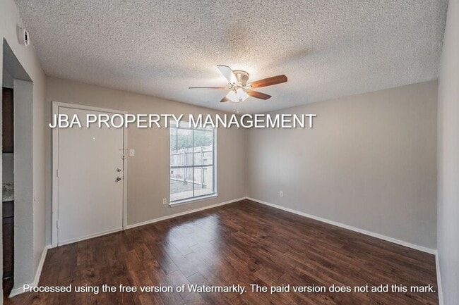 Building Photo - 1755 Farleigh Ct
