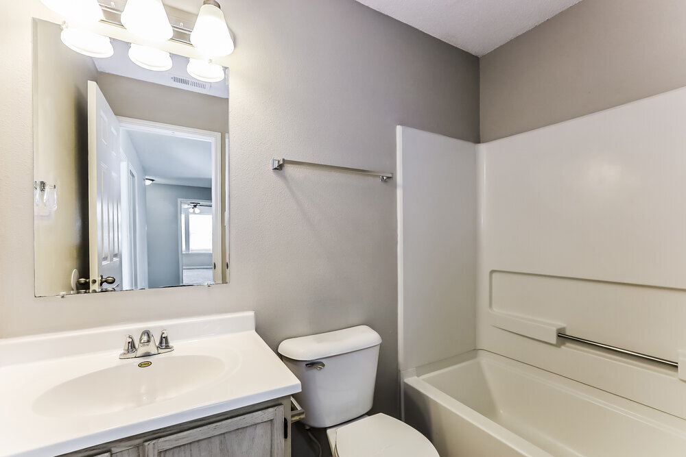 Building Photo - 35 Frostwood Ln