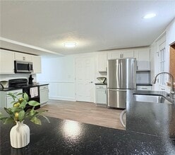 Building Photo - 3 Edyth St