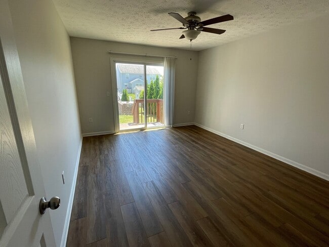 Building Photo - 5022 Dayflower Dr