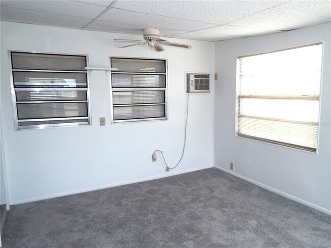 Building Photo - 1556 Council Dr