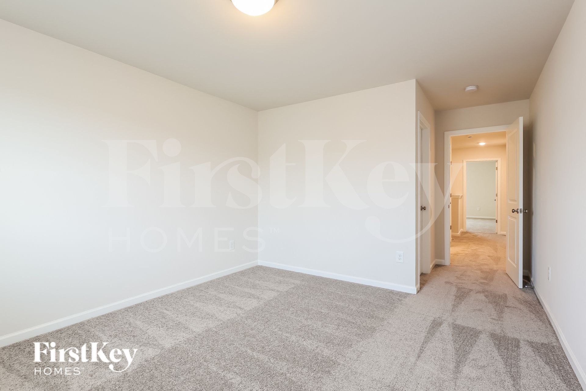 Building Photo - 208 Stonefence Dr