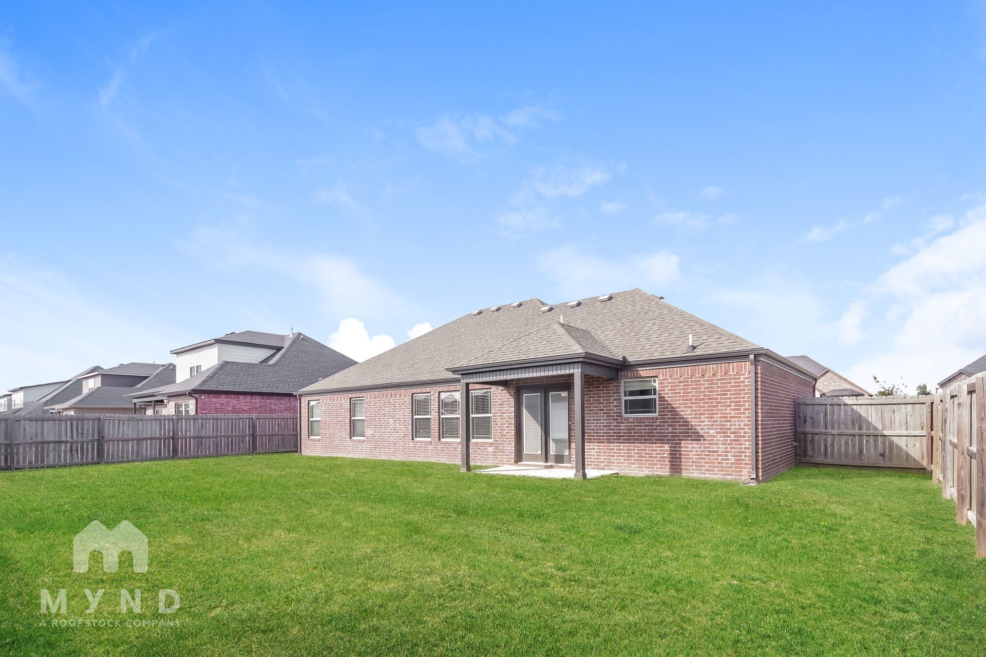 Building Photo - 2403 SW Worthington Ave