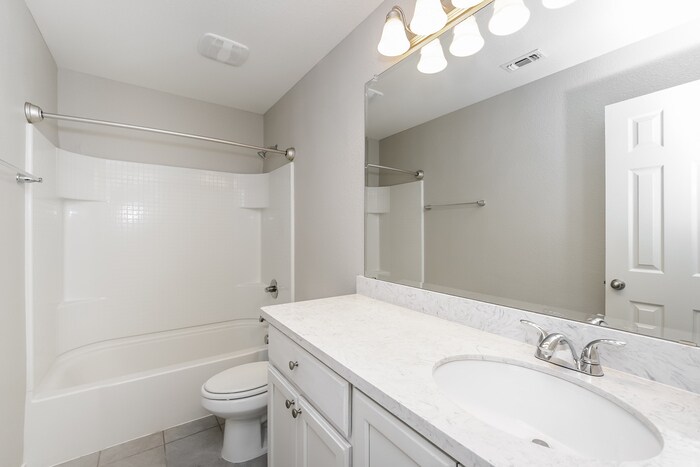 Building Photo - 3903 Bridle Path Ln