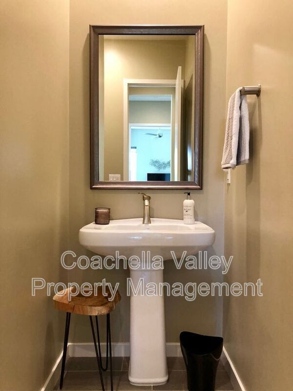 Building Photo - 4141 Sadao Ct