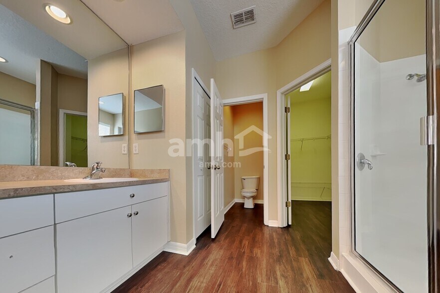Building Photo - 3124 Shady Lily Ln