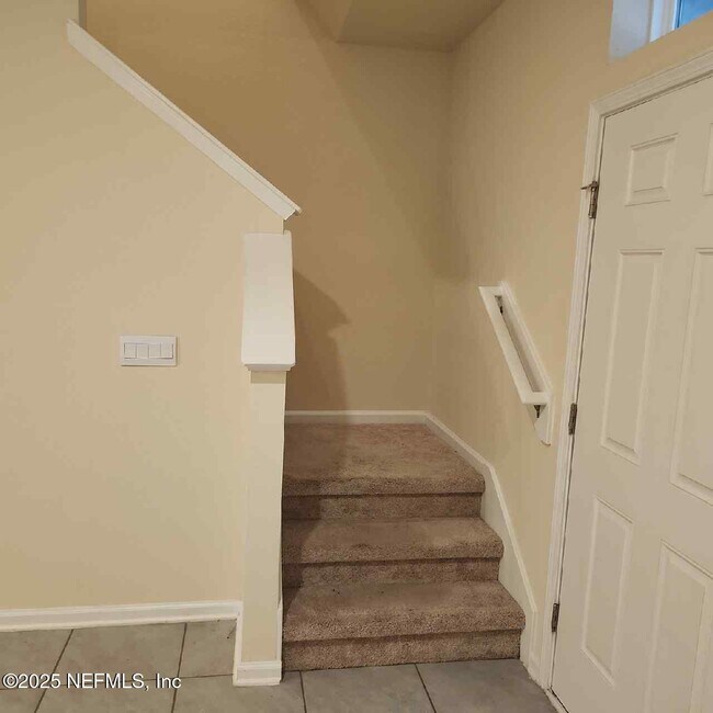 Building Photo - 86624 Shortline Cir