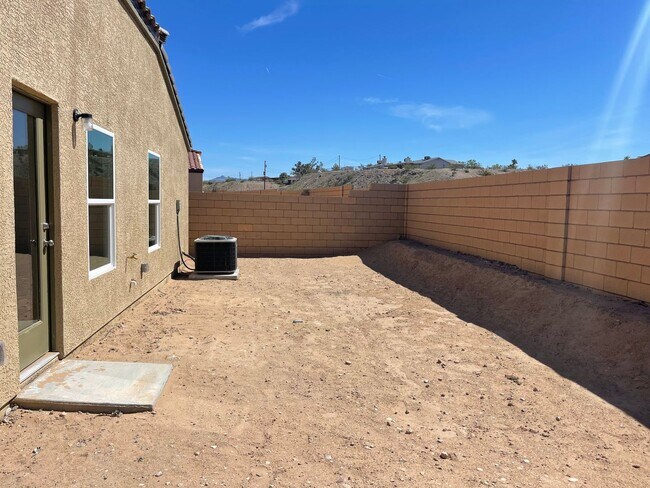 Building Photo - 2446 River Valley Cir