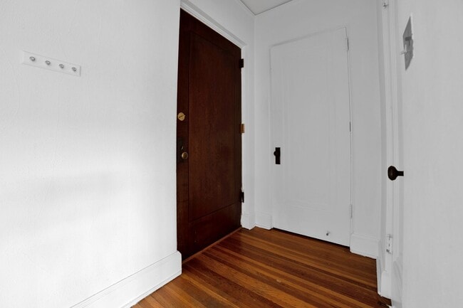 Floorplan - 610 Summit Apartments