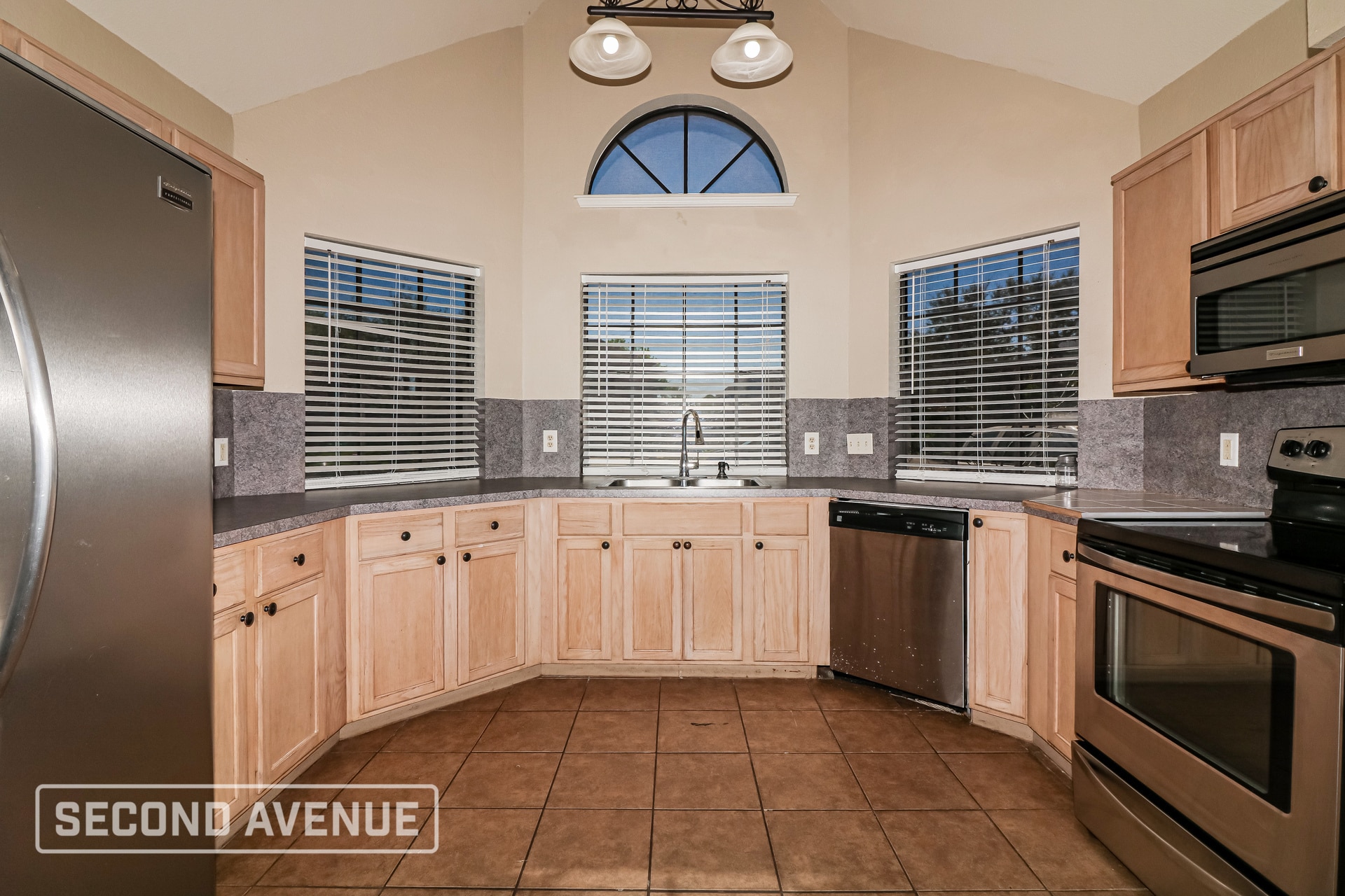 Building Photo - 3021 Shady Creek Ln