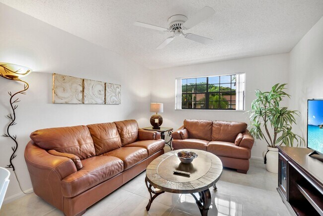 Building Photo - 22759 Mandeville Pl