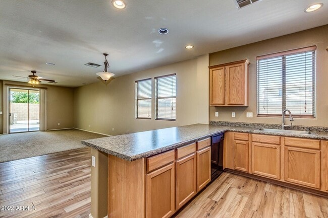 Building Photo - 12024 W Louise Ct