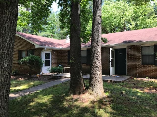 Building Photo - 2 BR 1 BA Eastside Duplex! Available for m...