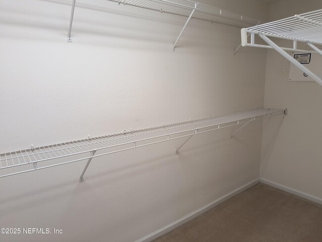 Building Photo - 3253 Climbing Ivy Trail