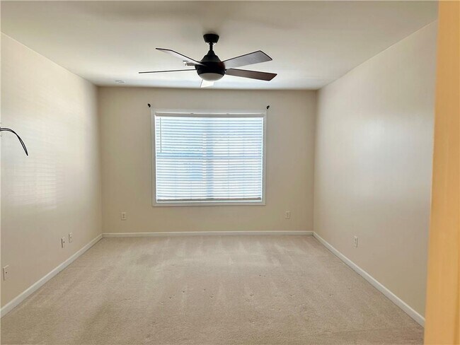 Building Photo - 1011 Primrose View Cir NW