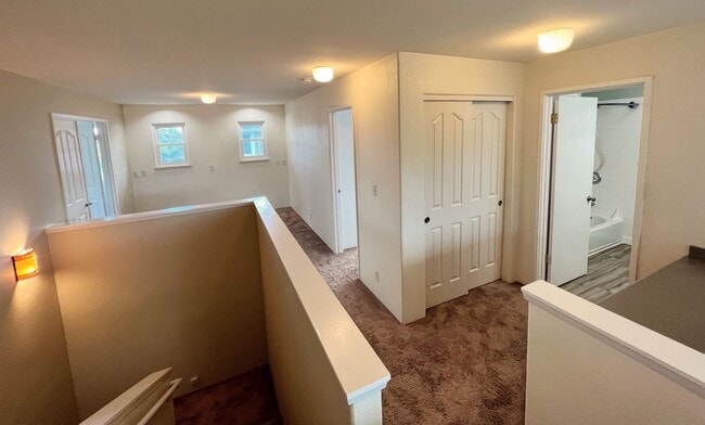 Building Photo - 344GOR