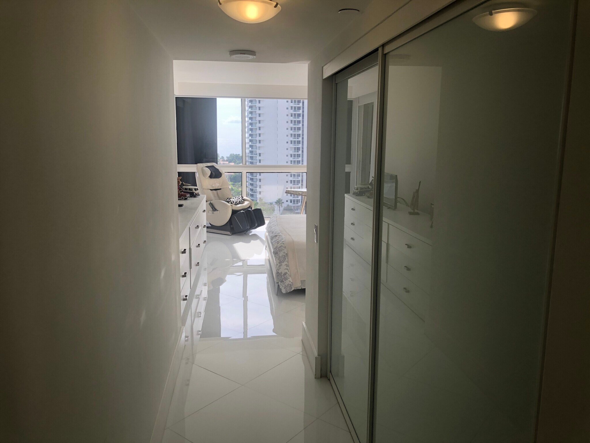 Building Photo - 3640 Yacht Club Dr