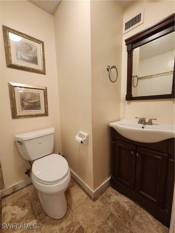 Building Photo - 925 Palm View Dr