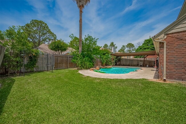 Building Photo - 9911 Villa Verde Dr