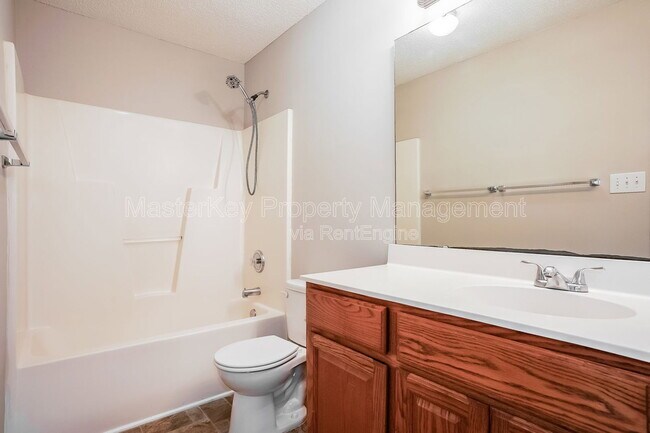 Building Photo - 317 Cross Hill Ln