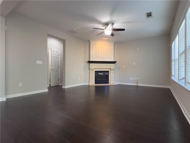 Building Photo - 3210 Warbler Way