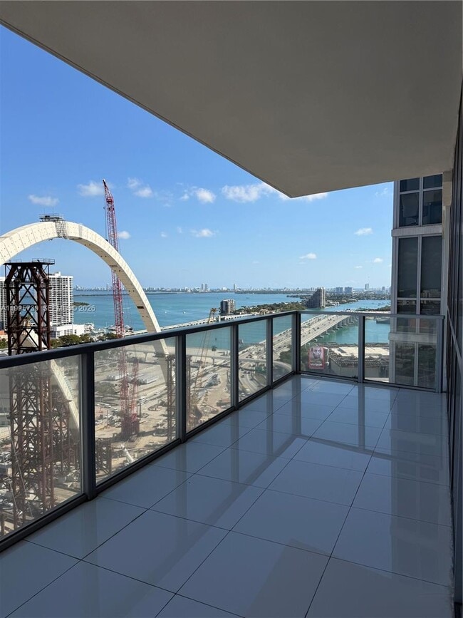 Building Photo - 1100 Biscayne Blvd
